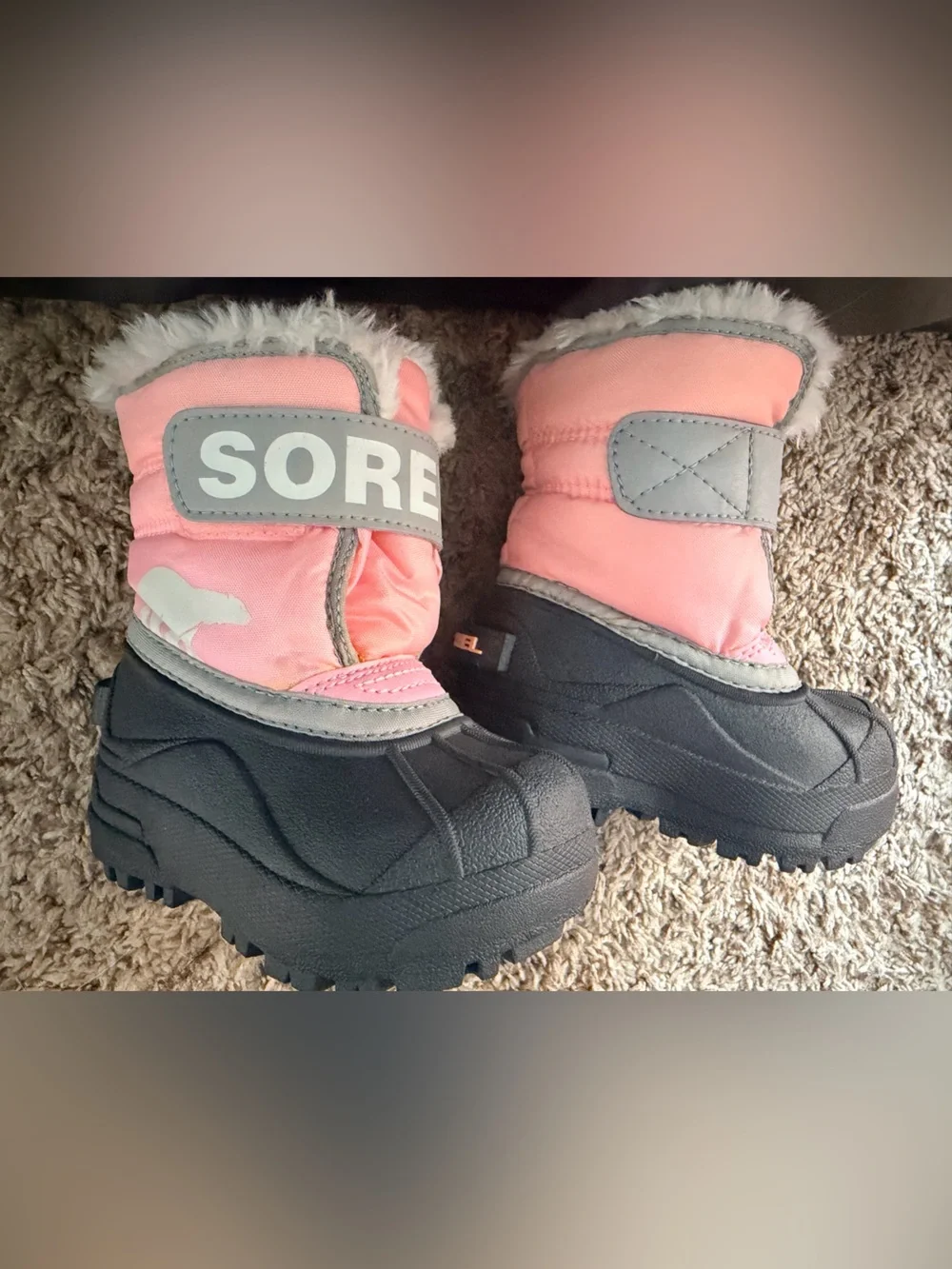 Sorel Kids size 5 Pink and Gray Insulated Snow Boots NWOT tried on